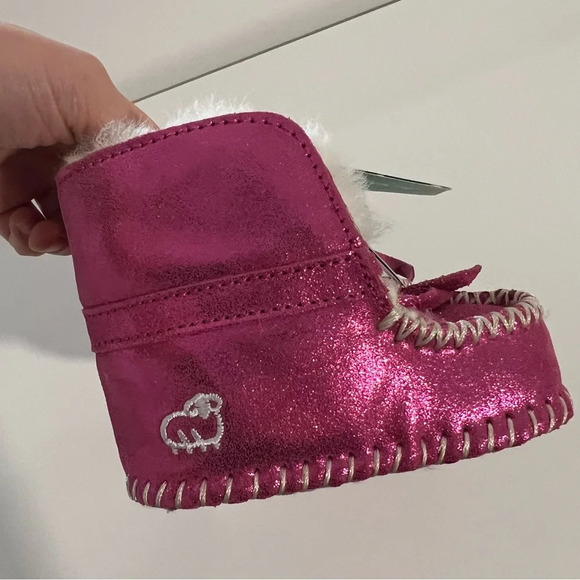 Lamo Baby-Girl's Moc Moccasin, Pink Glitter, Infant - Picture 7 of 9